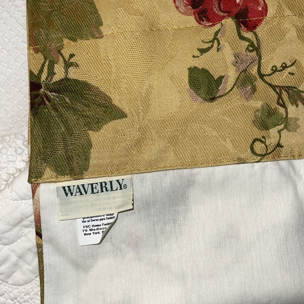 Waverly Valance - Picture 4 of 6
